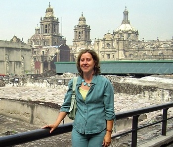 Saide Kahtouni, junto às escavações do Templo Mayor