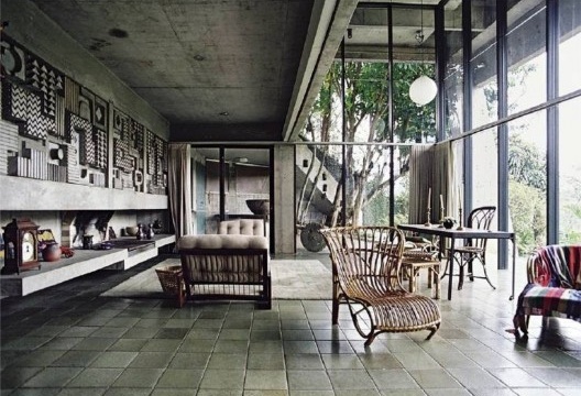 Painel em concreto de Burle Marx para a sala de estar da Residência do Arquiteto, do arquiteto Hans Broos