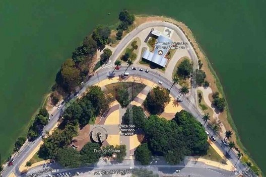 Capela de São Francisco de Assis, implantação, Pampulha, Belo Horizonte