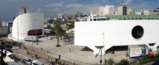 Teatro Raul Cortez na Praça do Pacificador, Duque de Caxias RJ