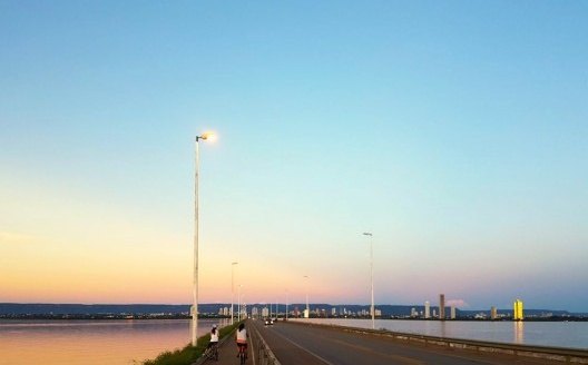 Ponte da Amizade e da Integração, com Palmas ao fundo. 2017