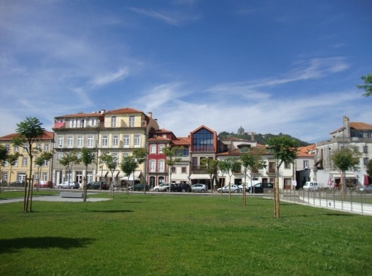 Casario visto da Praça da Liberdade Viana do Castelo