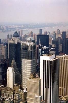 Jane Jacobs : olhando as cidades, percebendo as trevas