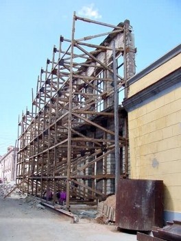 10. Proceso constructivo lote de dos niveles, reforzamiento de fachada