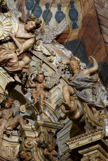 Detalhe do arco-cruzeiro da Igreja de Santa Efigênia, Ouro Preto