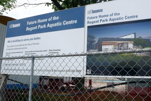 Centro Aquático, em construção