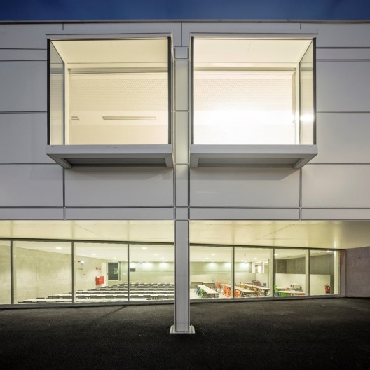 Escola Gaspar Frutuoso, Ribeira Grande, ilha de São Miguel, Açores, Portugal, arquiteto Carlos Almeida Marques