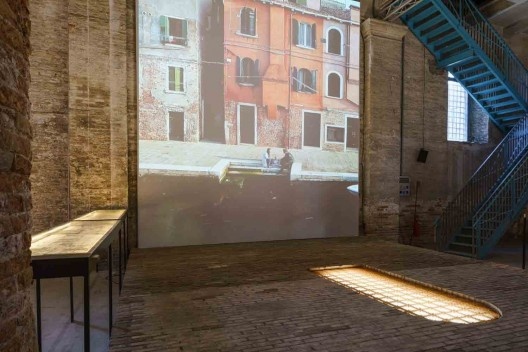 Rozana Montiel (México), instalação no Arsenale