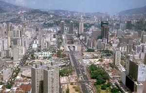 Espaço público e democracia: experiências recentes nas cidades de América Hispânica