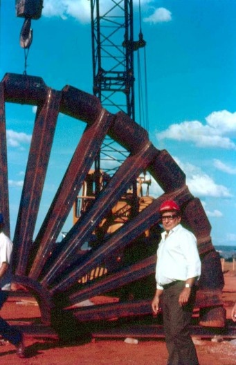 Monumento Pavilhão Nacional, Brasília, 1972. Arquiteto Sergio Bernardes