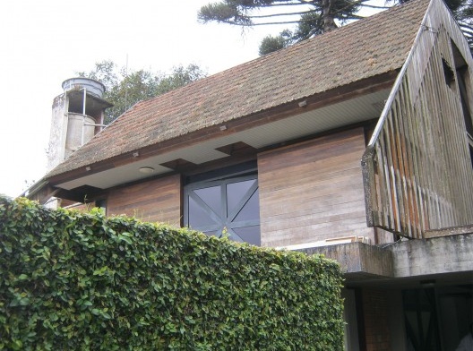 Residência Othelo Lopes Filho, Curitiba PR Brasil, 1973. Arquiteto Othelo Lopes Filho