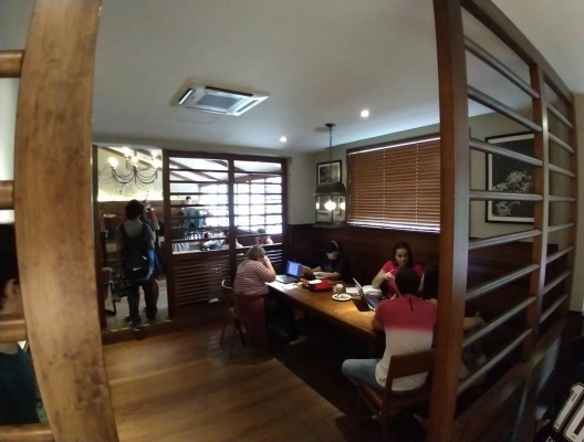 Starbucks, alameda Santos SP, sala de reunião