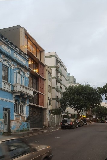 Edifício Condessa, Porto Alegre RS Brasil, 2018. Arquitetos Cristiano Lindenmeyer Kunze e Nathalia Cantergiani Fagundes de Oliveira (autores) / Cantergiani + Kunze Arquitetos