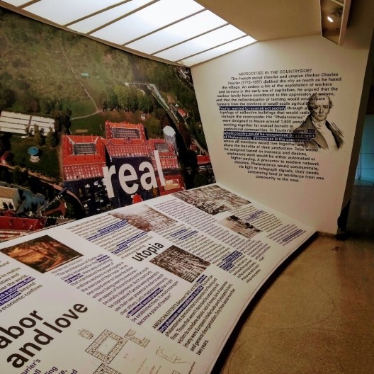 Exposição “Countryside, The Future”, Guggenheim Nova York, fev. 2020. Proposta expositiva: aproveitando os diversos suportes do museu