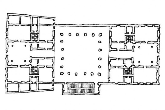 Planta baixa do Palazzo Isepo Porto, com a loggia do cortile tornando-se apenas um elemento de ligação entre duas alas do edifício.