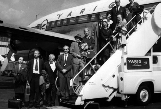 Congressistas do grupo internacional de críticos por ocasião do Primeiro Congresso Extraordinário da AICA, em Brasília, 1959