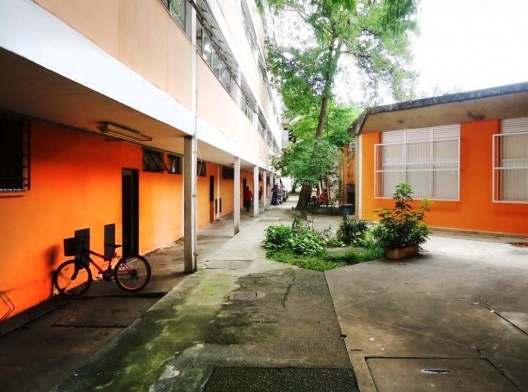 Situação atual do Crusp, com os térreos fechados com o pretexto da necessidade de mais espaços funcionais