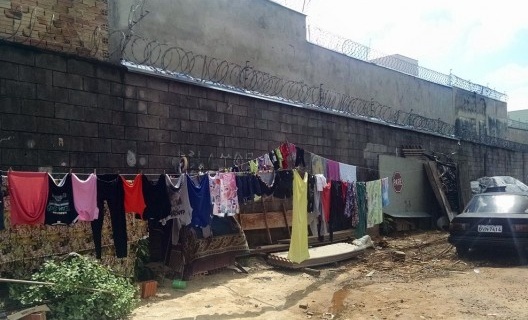 Jardim Nicéia, arruamento e condições habitacionais precárias, Bauru SP