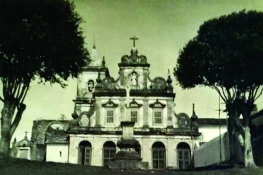 Fachada principal do Convento de Santo Antônio, Cairu BA, década de 1940/1950