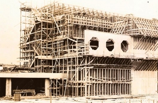 Hospital Sarah Brasília, detalhe de execução viga Vierendeel, Brasília DF, 1976-1980. Arquiteto João Filgueiras Lima