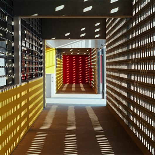 Escola Jardim Maria Helena, Barueri SP Brasil, 2006. Arquiteta Keila Costa / + K Arquitetos