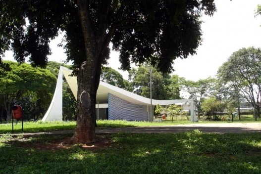 Igrejinha, Brasília. Arquiteto Oscar Niemeyer