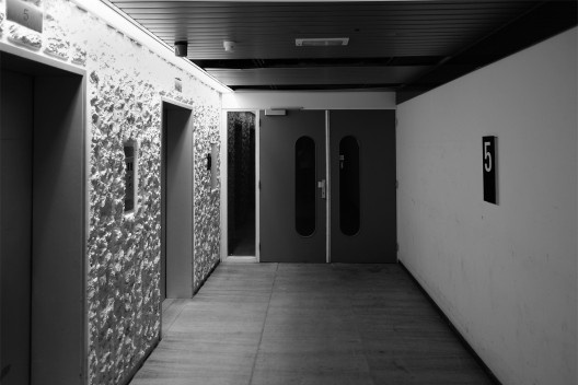 Acesso ao 5th floor, entrada ao escritório OMA