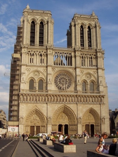 Notre Dame de Paris, 1163–1345