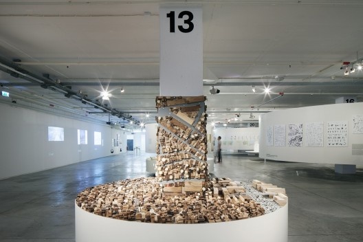 Trienal de Arquitectura de Lisboa 2016, Exposição “O mundo nos nossos olhos”, Modelo Vivo