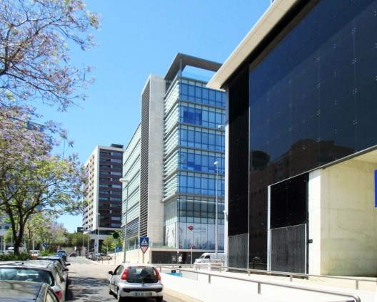 Avenida no bairro da Expo, Lisboa