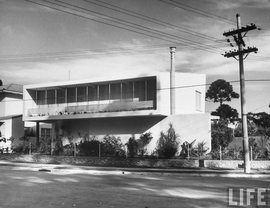 Casa Benedito Levi, Jardim Europa, São Paulo. Arquiteto Vilanova Artigas, 1944