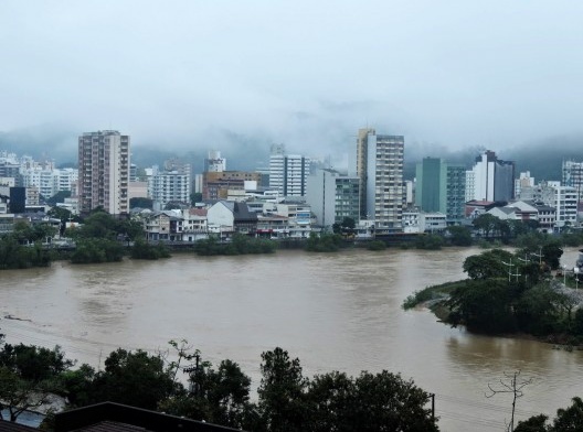 Enchente em Blumenau, 08 de junho de 2014