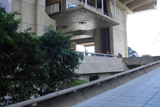 Clorindo Testa, Francisco Bullrich e Alicia Cazzaniga, Biblioteca Nacional, Buenos Aires, 1962-1992