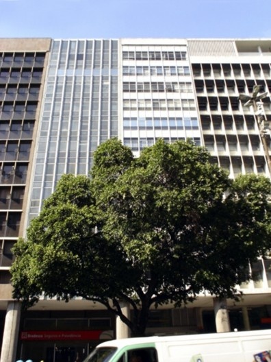 Fachadas dos prédios do Largo da Candelária