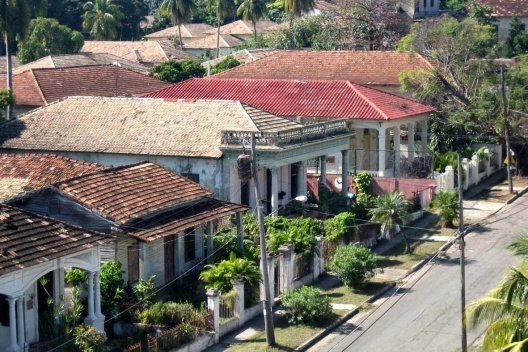 El ambiente urbano del reparto Vista Alegre es contenedor de significativos valores paisajísticos y ambientales que datan de principios del siglo XX.
