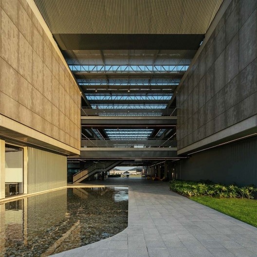 Ágora Tech Park, Joinville SC Brasil, 2019. Arquitetos Marcus Vinicius Damon, Guilherme Bravin e Andressa Diniz / Estúdio Módulo