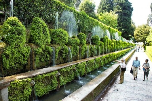 Villa D'Este, caminho das cem fontes, Tivoli, Itália