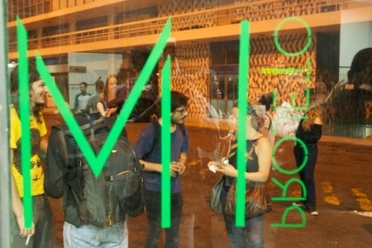 Exposição Projeto Imóvel no edifício Copan, curadoria de Alessandra Terpins