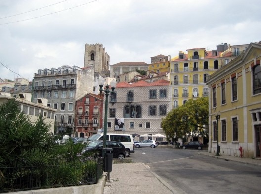 Projetos recentes na frente ribeirinha de Lisboa: vista de parte da área de intervenção – futuro projecto para o Campo das Cebolas/Doca da Marinha