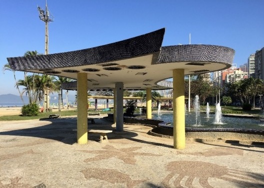 Praça do Boqueirão, piso, marquise e fonte, Santos, 03/09/2016