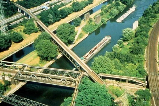 IBA Emscher Park, Alemanha. Projeto de revitalização do vale do rio Emscher