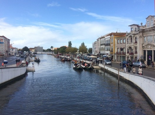 Canal principal de Aveiro e seus moliceiros