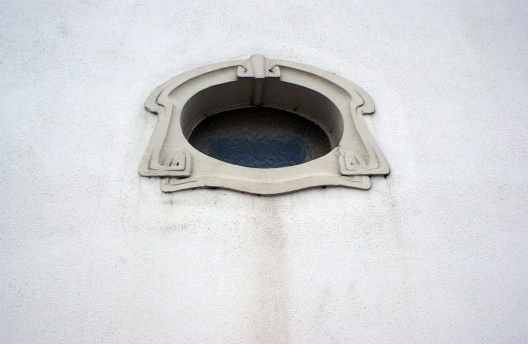 Fig. 04 – Óculo de contornos ondulantes