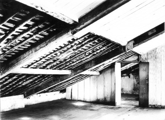Sótão do edifício d’A Tribuna, rua da Aurora, Recife, Pernambuco, c. 1943
