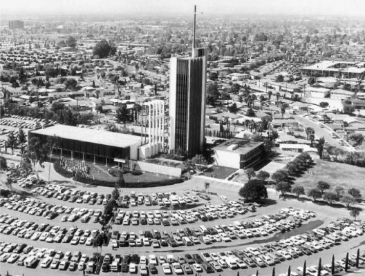 Igreja Drive In, Garden Grove Community do arquiteto Richard Neutra, 1959/1968