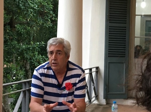 Arquiteto paisagista João Nunes em entrevista para o grupo de pesquisa Inquérito Portugal, no solar Grandjean de Montigny, na Pontifícia Universidade Católica do Rio de Janeiro