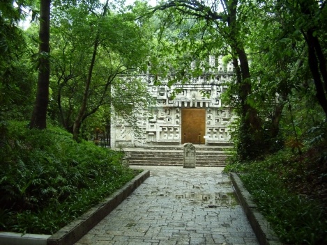 Museu Nacional de Antropologia. Arquiteto Pedro Ramirez
