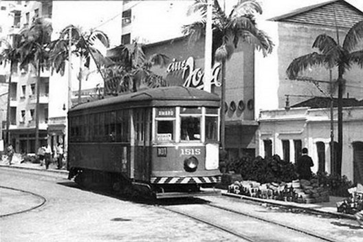 Foto histórica do Cine Jóia