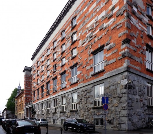 Biblioteca Nacional e Universitária da Eslovênia