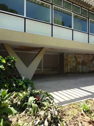 Residência Nanzita Salgado, Cataguases. Arquiteto Francisco Bolonha, 1958